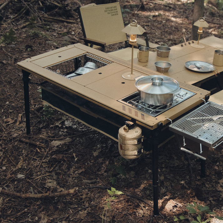 CARGO CONTAINER COMFORT MODULE TABLE 3UNIT カーゴコンテナ